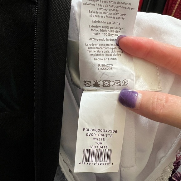 Davids Bridal Dress Used - Picture 8 of 8